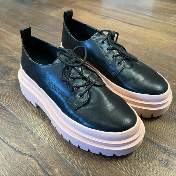 Steve Madden Malene Loafer in black/pink SZ 7.5 - Picture 3 of 7